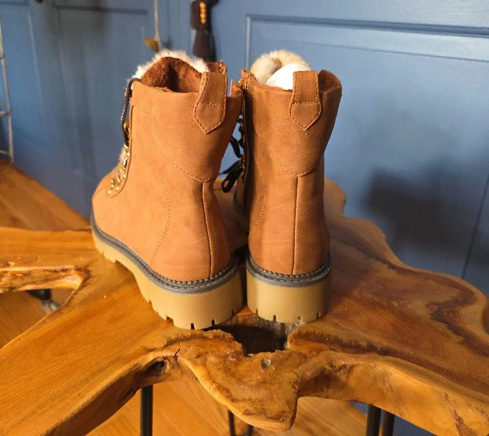Style & Co. Morggan Lace-Up Lug Sole Combat Booties Camel Tan 8MDescription: